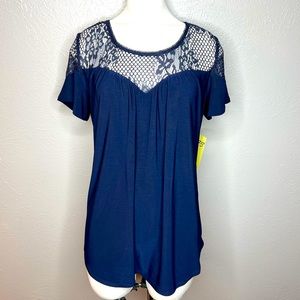 PerSeption Concept Blue Short Sleeve Key Hole Embrodidered Top. Size Medium